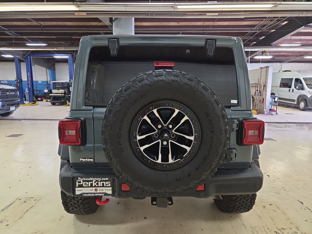 Used 2024 Jeep Wrangler Unlimited Rubicon image 6