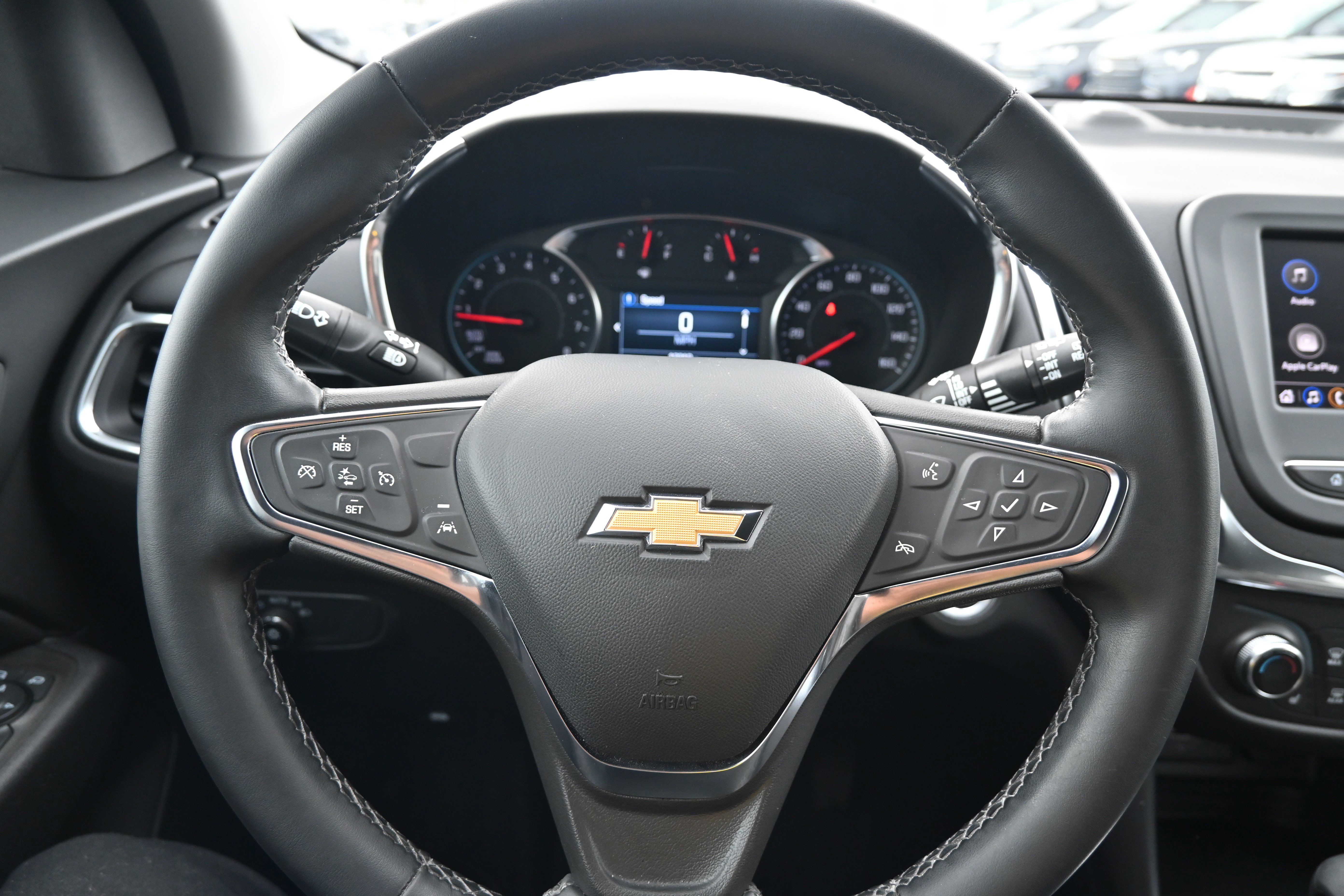 Used 2024 Chevrolet Equinox LT image 18