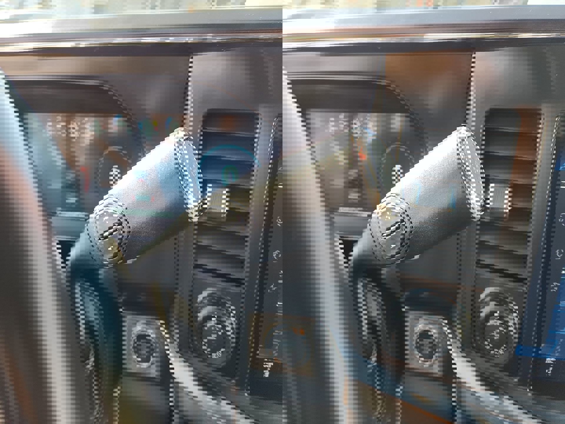 Used 2024 Ford F350 Lariat w/ Lariat Ultimate Package image 22