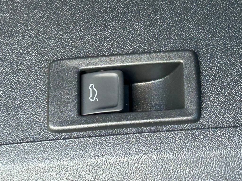 New 2025 Audi Q5 Premium Plus image 63