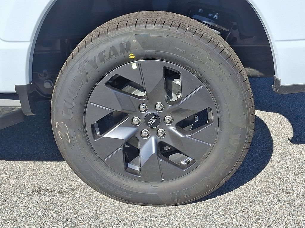 New 2025 Ford F150 Lightning Flash image 5