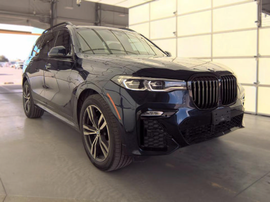 Used 2022 BMW X7 xDrive40i w/ M Sport Package AWD/4WD image 4