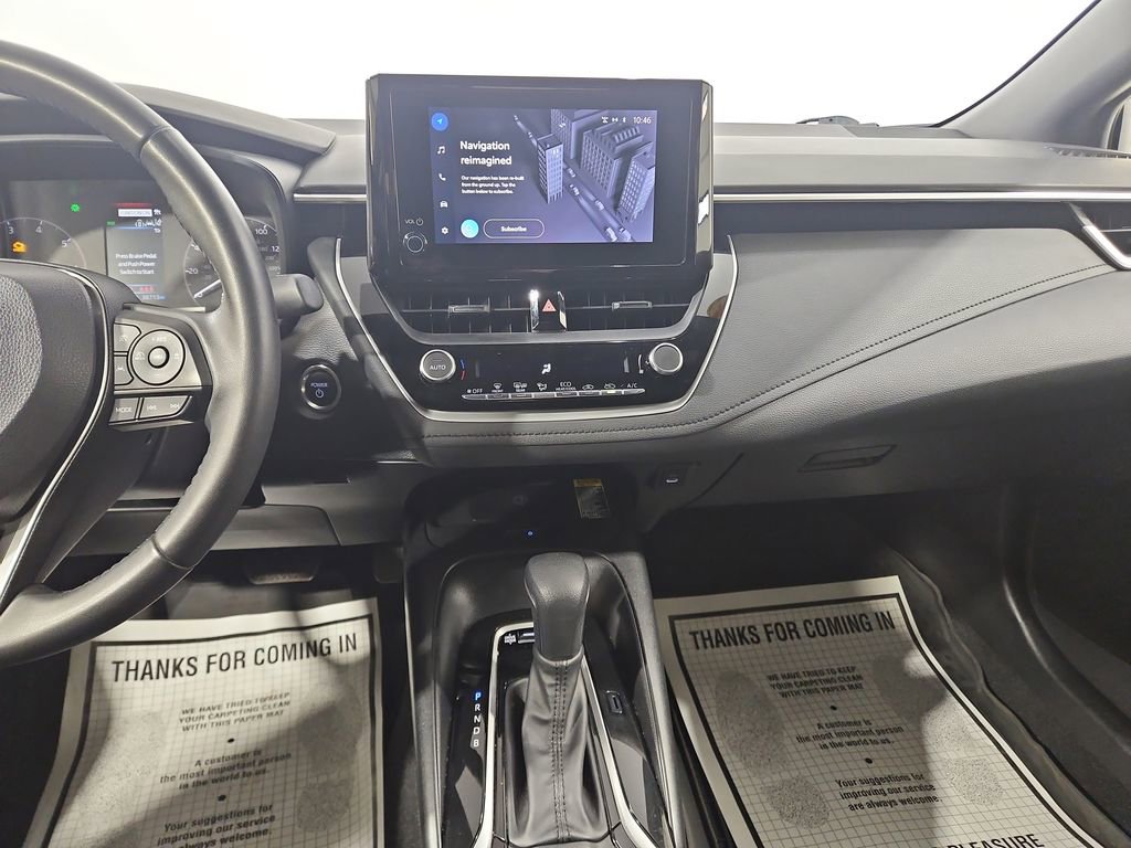 Used 2024 Toyota Corolla SE w/ SE Package image 18