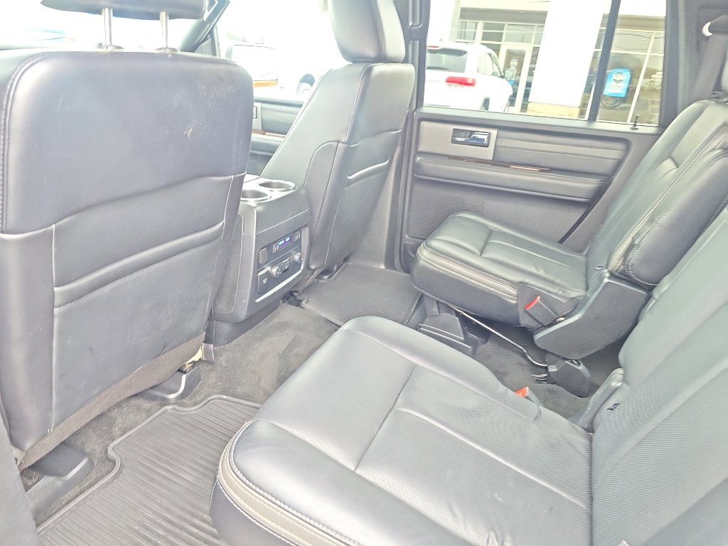 Used 2017 Ford Expedition EL Platinum image 14