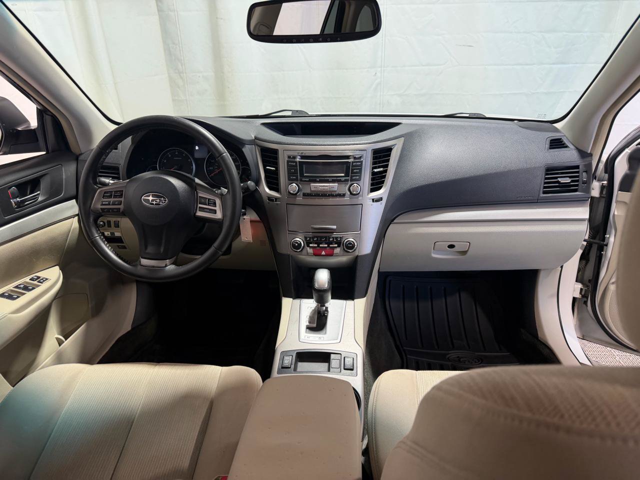 Used 2013 Subaru Outback 2.5i Premium w/ All-Weather Pkg AWD/4WD image 17