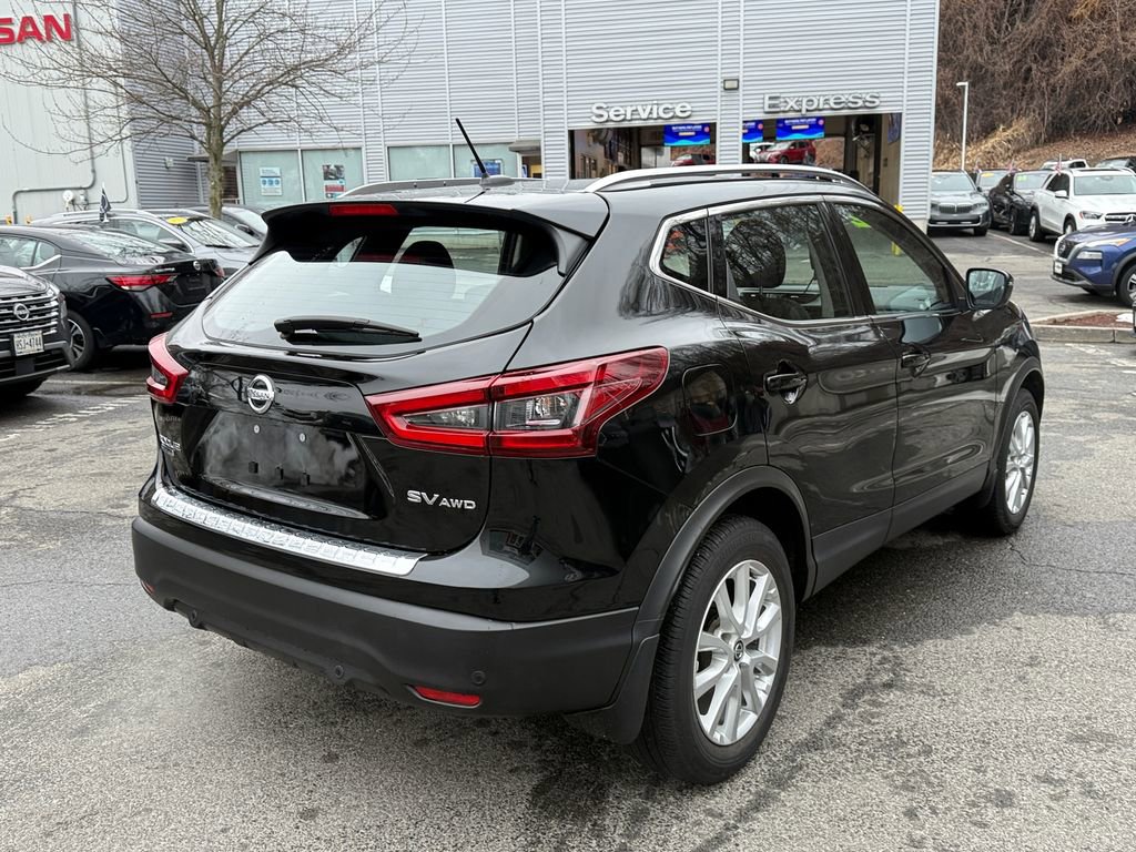 Used 2022 Nissan Rogue Sport SV w/ Technology Package image 6
