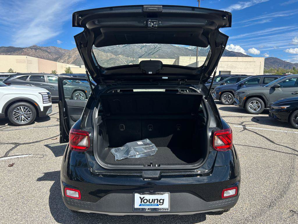 New 2026 Hyundai Venue SE FWD image 28