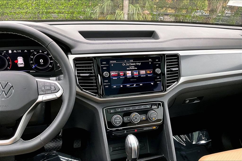Certified 2023 Volkswagen Atlas Cross Sport SEL image 20