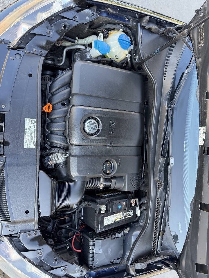 Used 2011 Volkswagen Jetta SE FWD image 19
