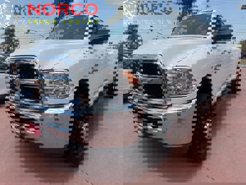 Used 2018 RAM 3500 SLT image 4