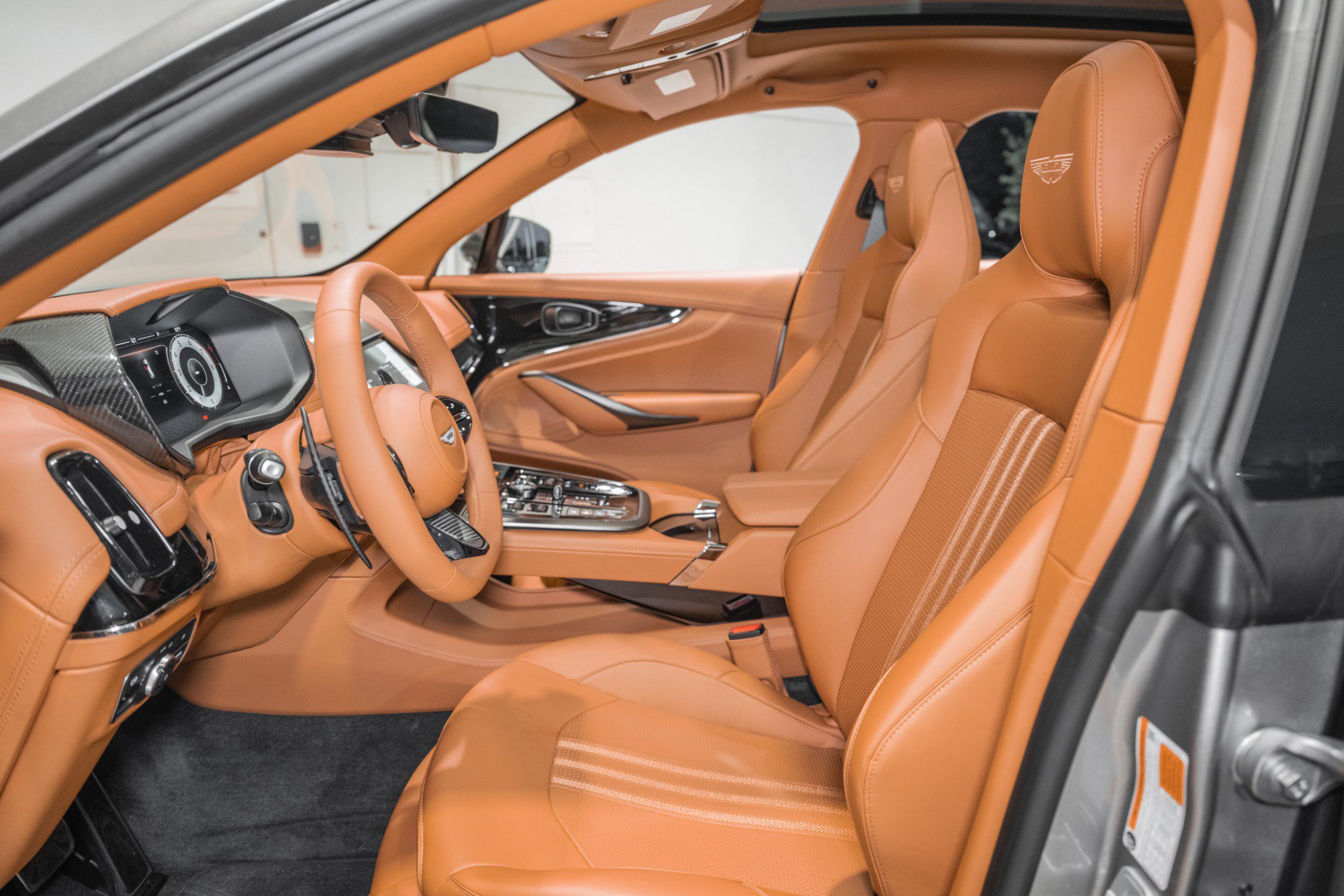 New 2026 Aston Martin DBX 707 AWD/4WD image 13