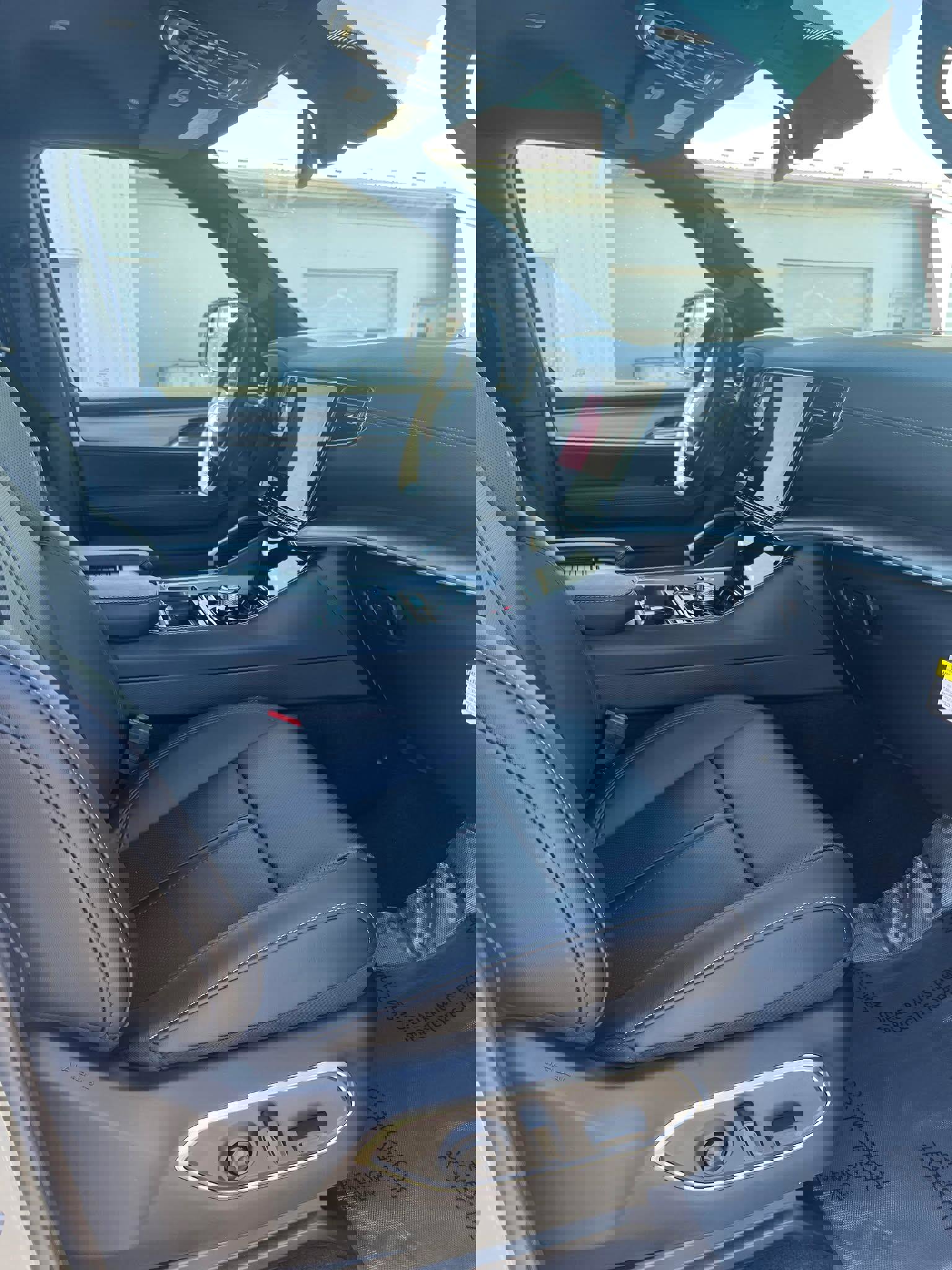 New 2025 Jeep Wagoneer 4WD image 14