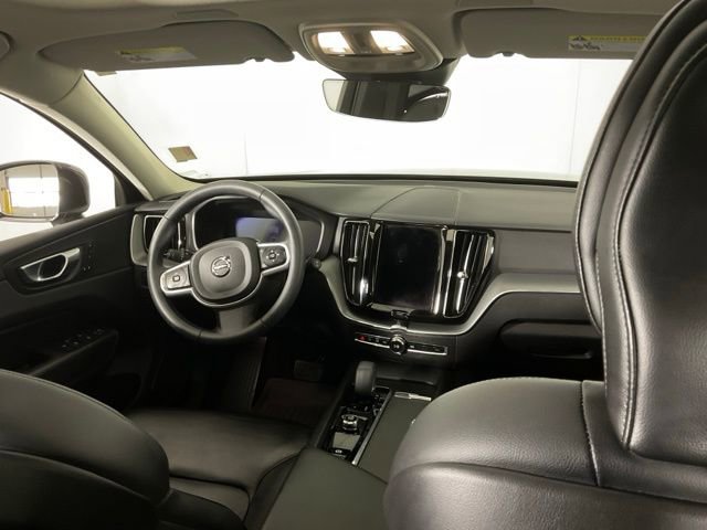 Certified 2023 Volvo XC60 B5 Core w/ Climate Package image 16