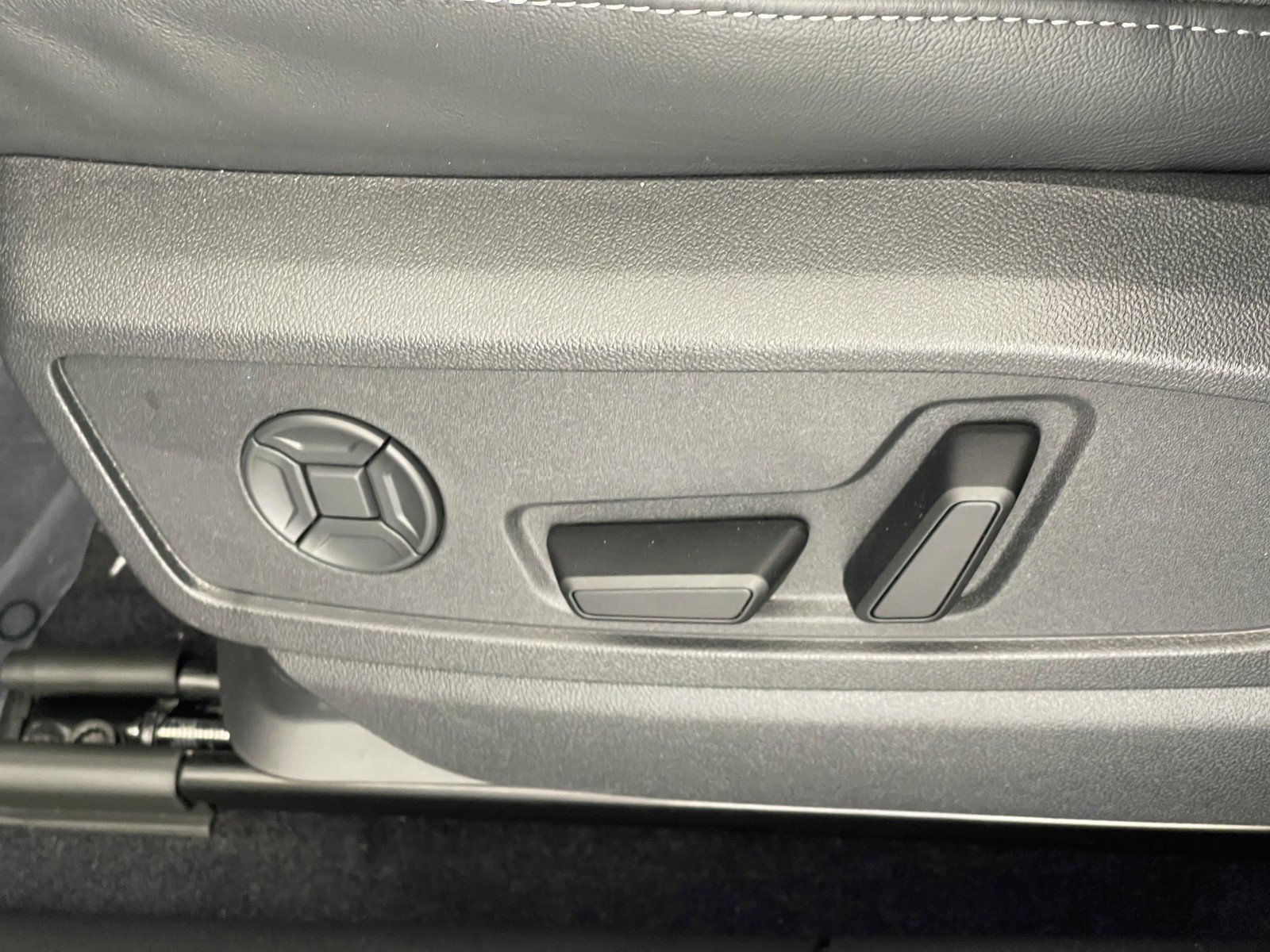 New 2025 Audi Q5 Premium Plus image 20