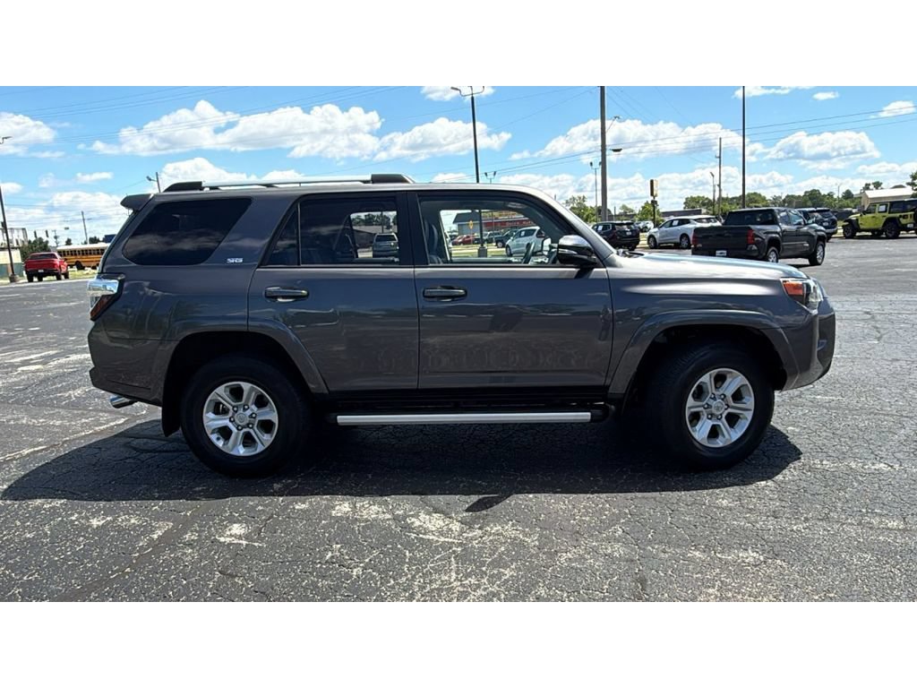 Certified 2019 Toyota 4Runner SR5 Premium AWD/4WD image 9