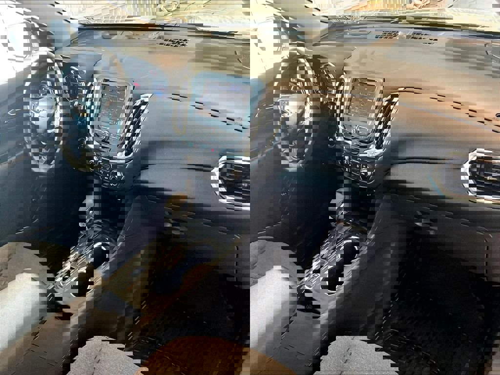 Used 2022 Chevrolet Equinox LT image 14