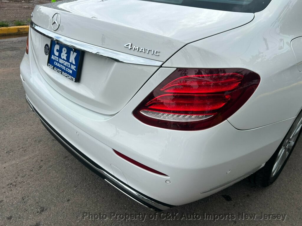Used 2018 Mercedes-Benz E 300 4MATIC image 26