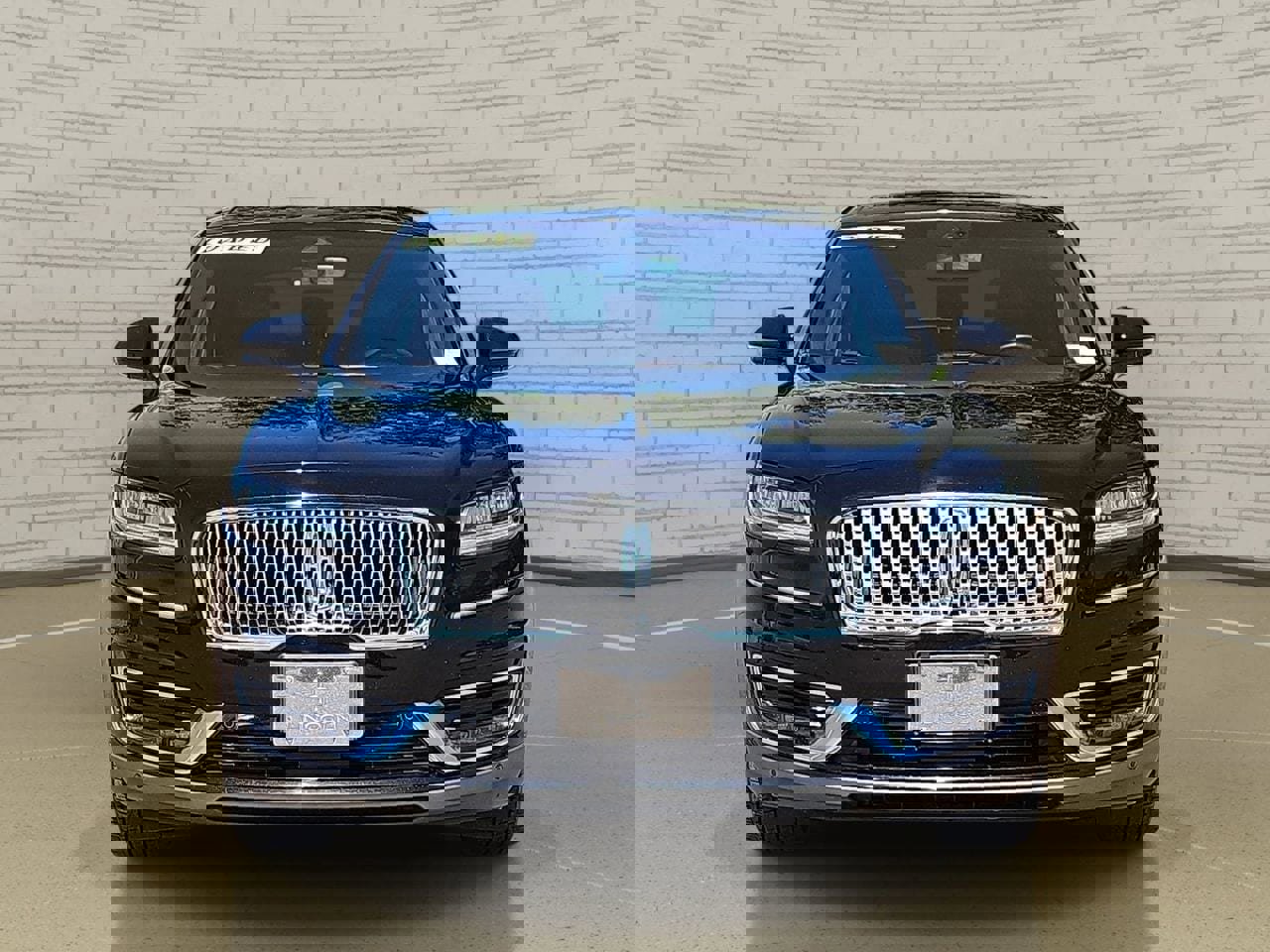 Used 2019 Lincoln Nautilus Reserve image 2