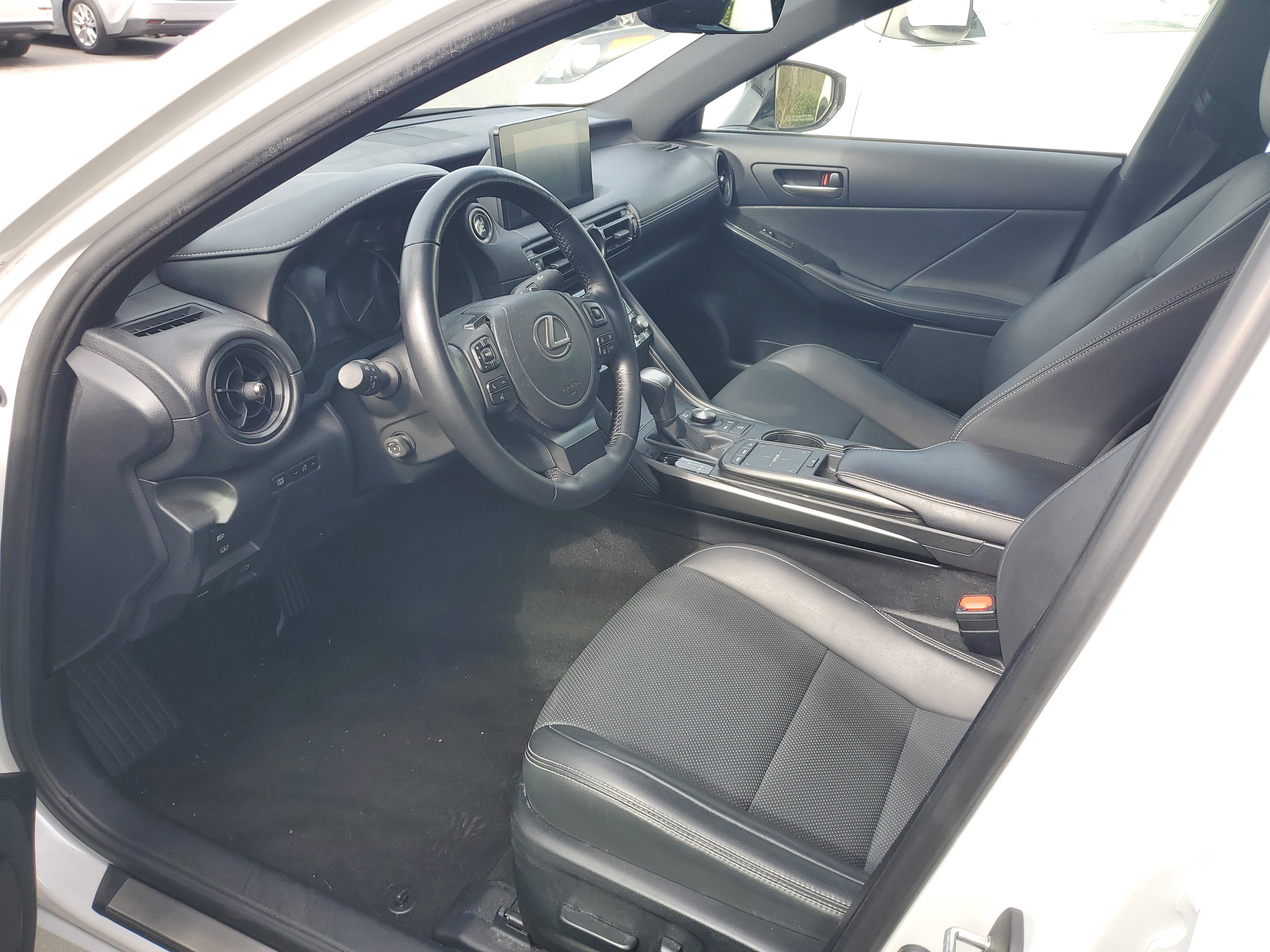 Used 2024 Lexus IS 300 w/ Premium Package image 7