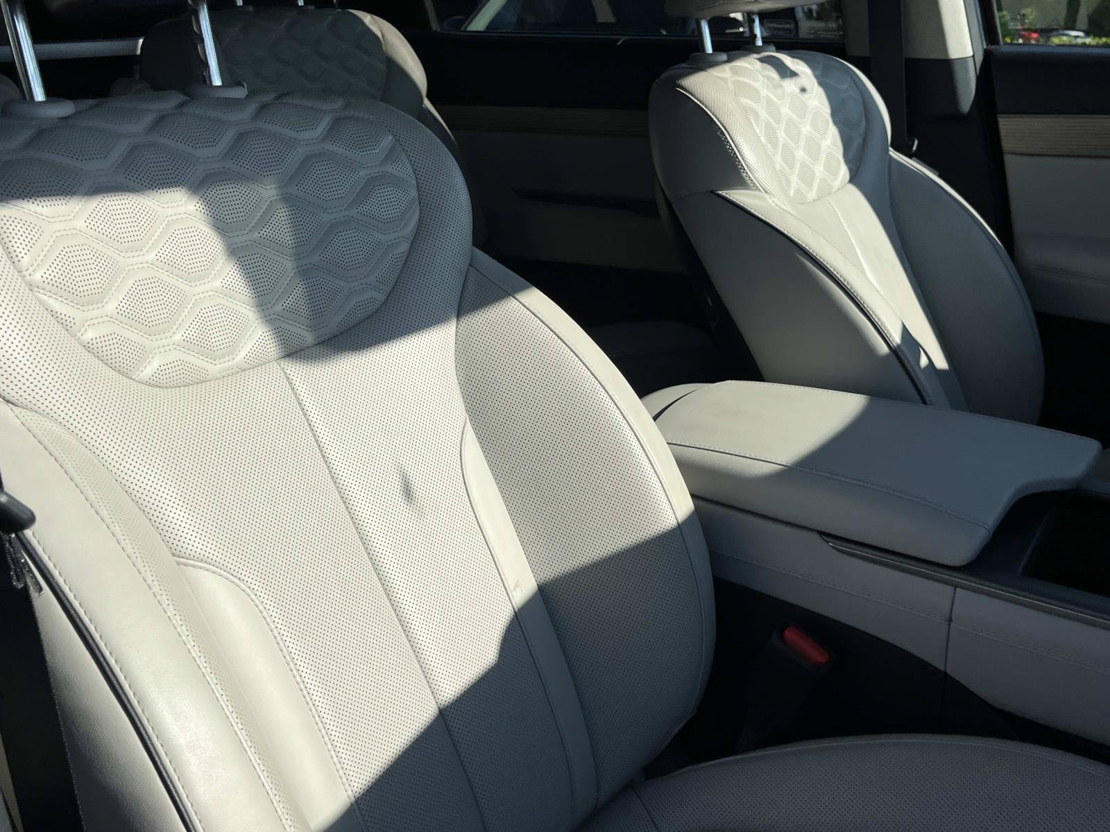 Used 2022 Hyundai Palisade Limited FWD image 28