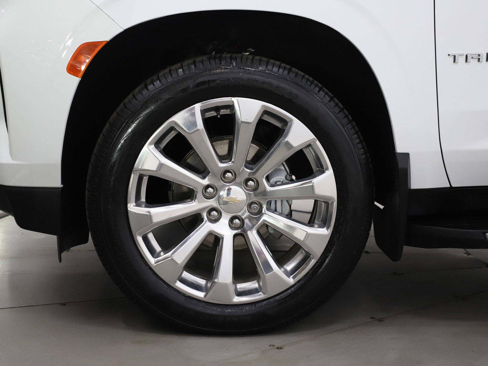 Used 2021 Chevrolet Tahoe Premier AWD/4WD image 34