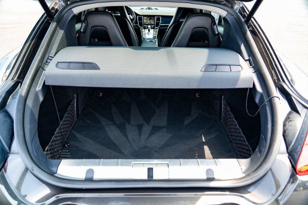 Used 2013 Porsche Panamera 4 w/ Premium Pkg image 30