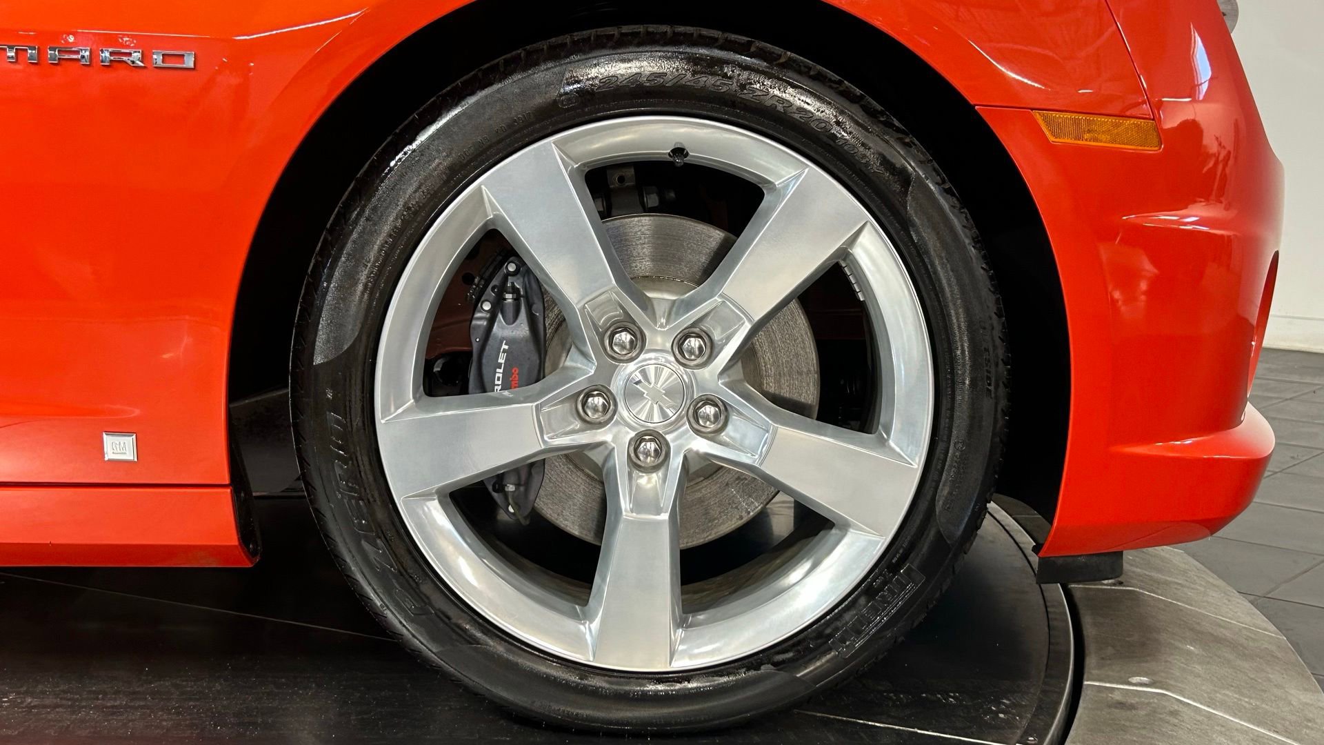 Used 2010 Chevrolet Camaro SS w/ Interior Accent Trim Package RWD image 19