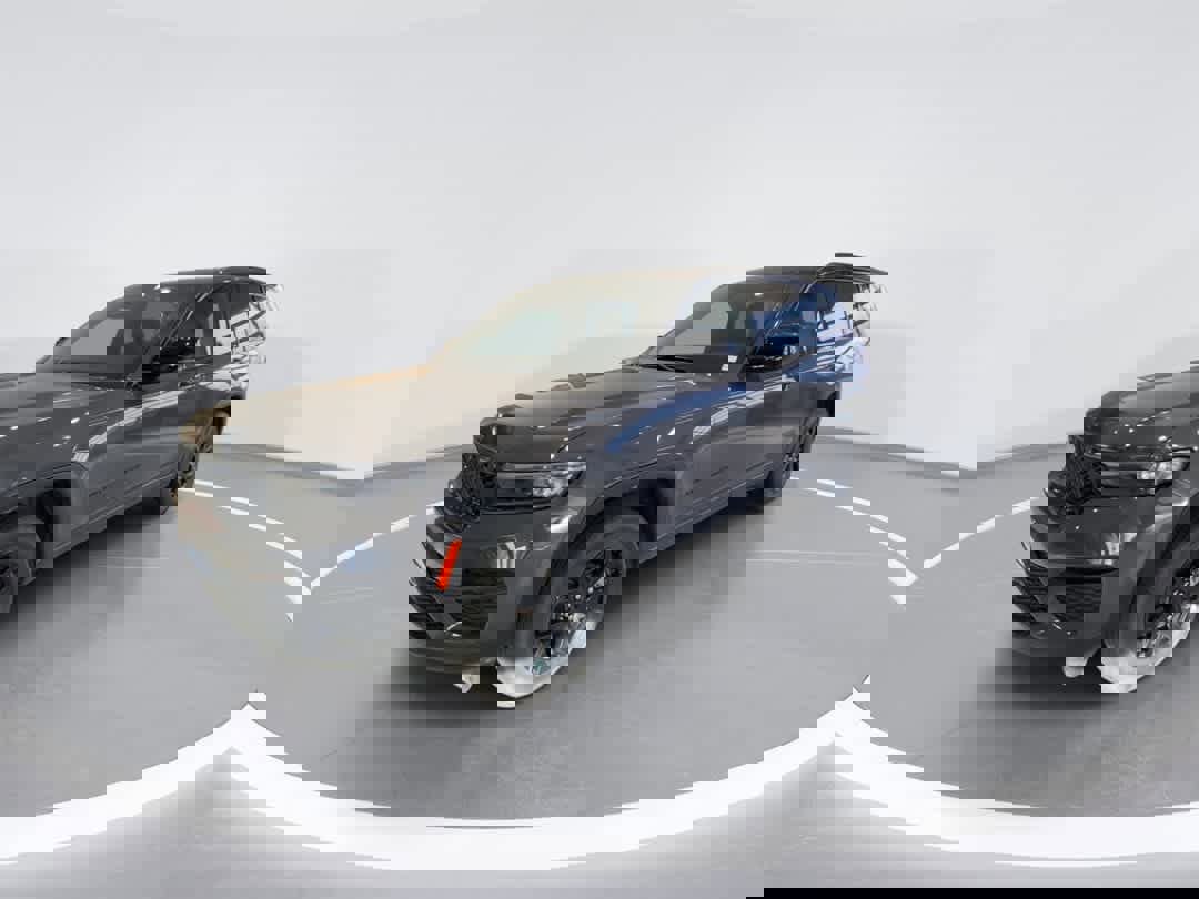 Used 2024 Jeep Grand Cherokee Altitude image 4