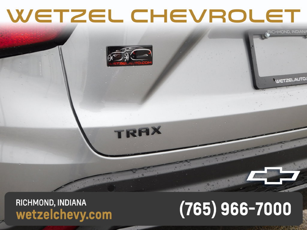 New 2026 Chevrolet Trax RS w/ Driver Confidence Package FWD image 37