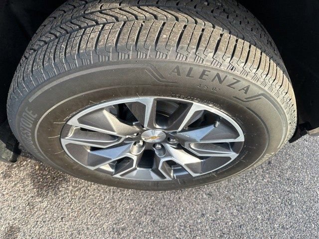 Used 2024 Chevrolet Silverado 1500 LT image 11