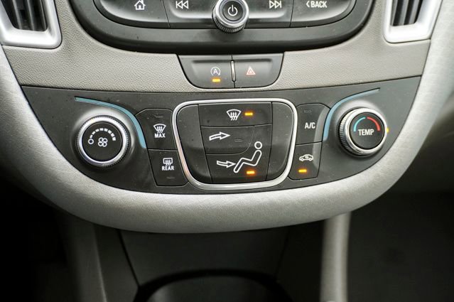 Used 2020 Chevrolet Malibu LS image 15