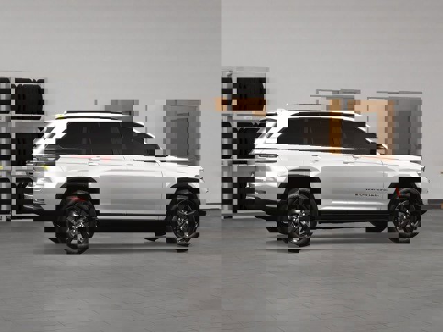 New 2025 Jeep Grand Cherokee Altitude image 10