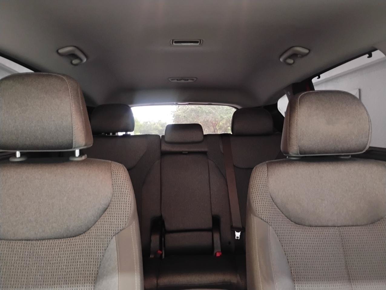 Used 2019 Hyundai Santa Fe SEL FWD image 86