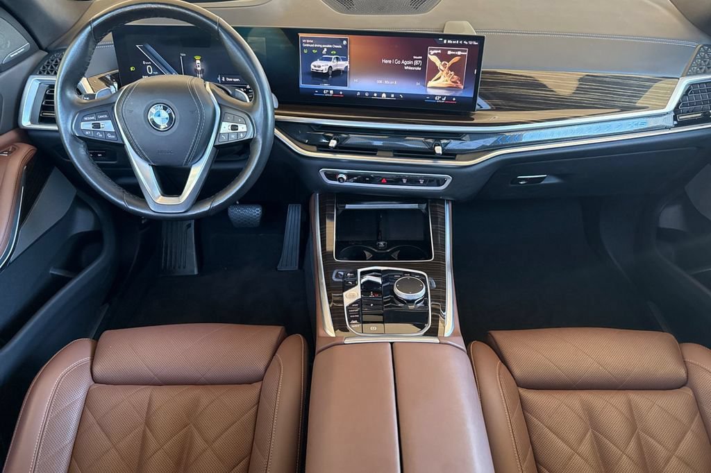 Used 2025 BMW X5 xDrive40i w/ Climate Comfort Package AWD/4WD image 15