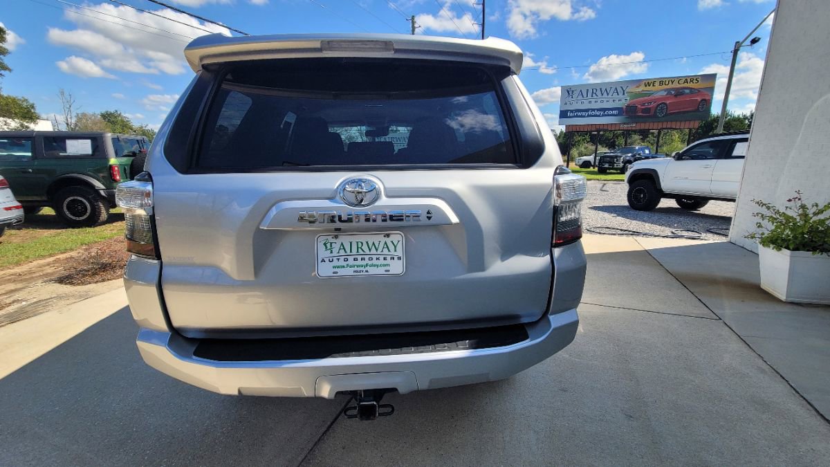 Used 2024 Toyota 4Runner SR5 image 6