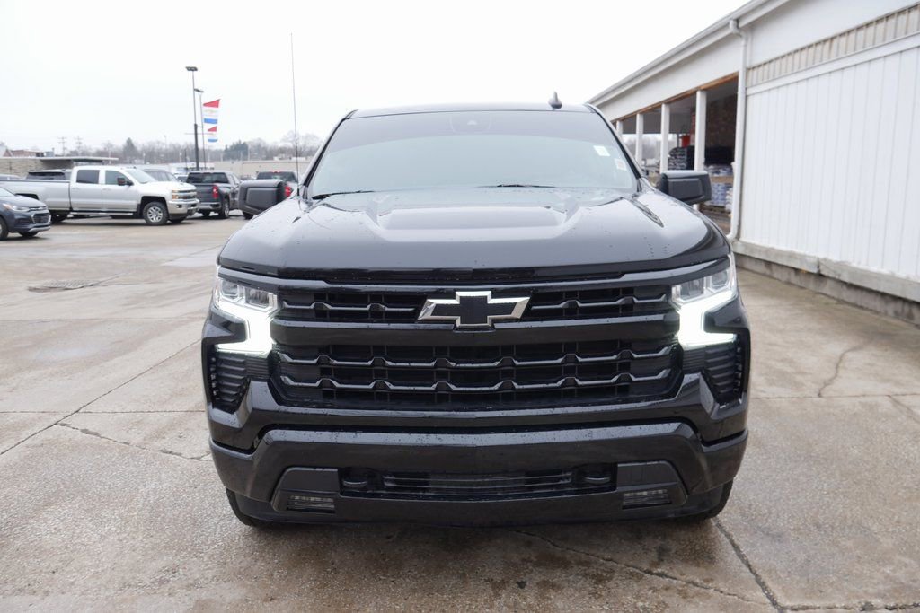 Used 2022 Chevrolet Silverado 1500 RST image 3