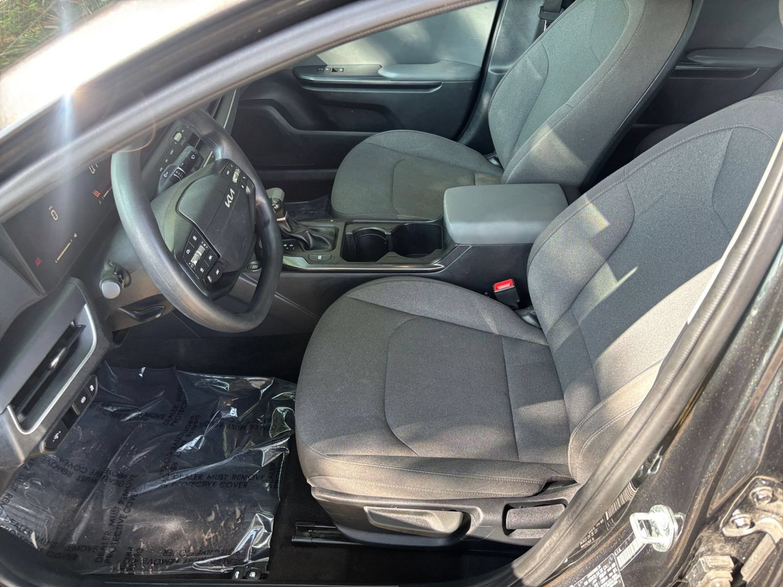 Used 2025 Kia K4 FWD image 29