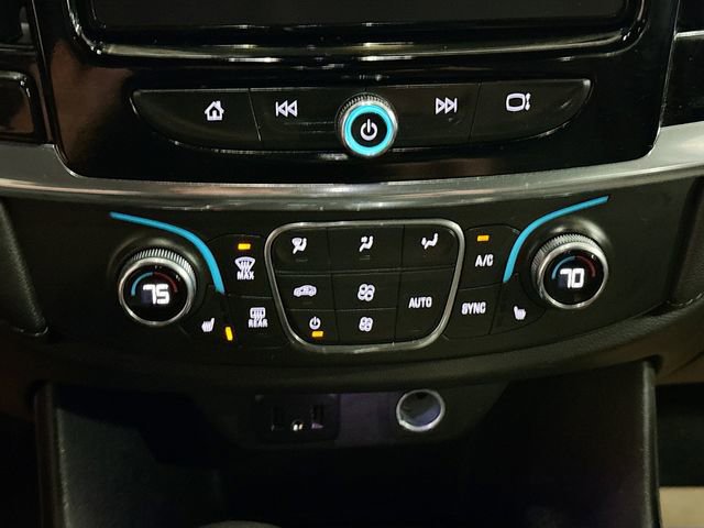 Used 2023 Chevrolet Traverse LT image 16