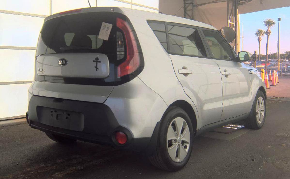 Used 2015 Kia Soul FWD image 4