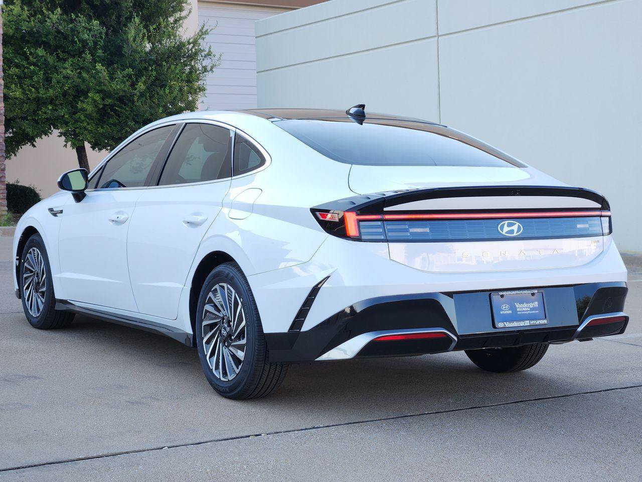 New 2026 Hyundai Sonata SEL FWD image 3