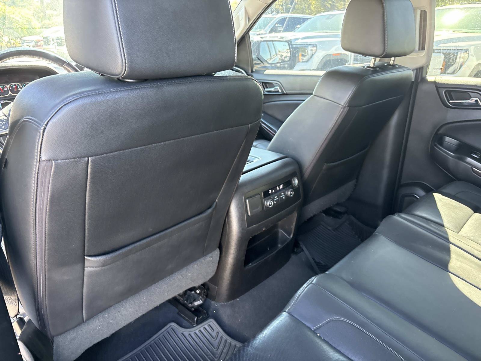 Used 2019 GMC Yukon XL SLT AWD/4WD image 30