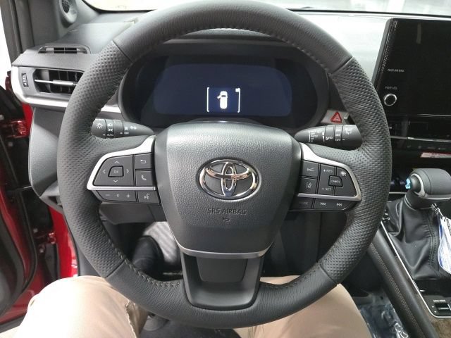 New 2026 Toyota Sienna Platinum AWD/4WD image 37