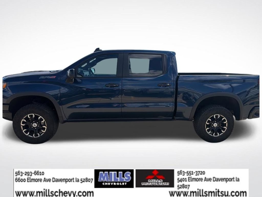 Used 2023 Chevrolet Silverado 1500 ZR2 w/ Technology Package AWD/4WD image 2