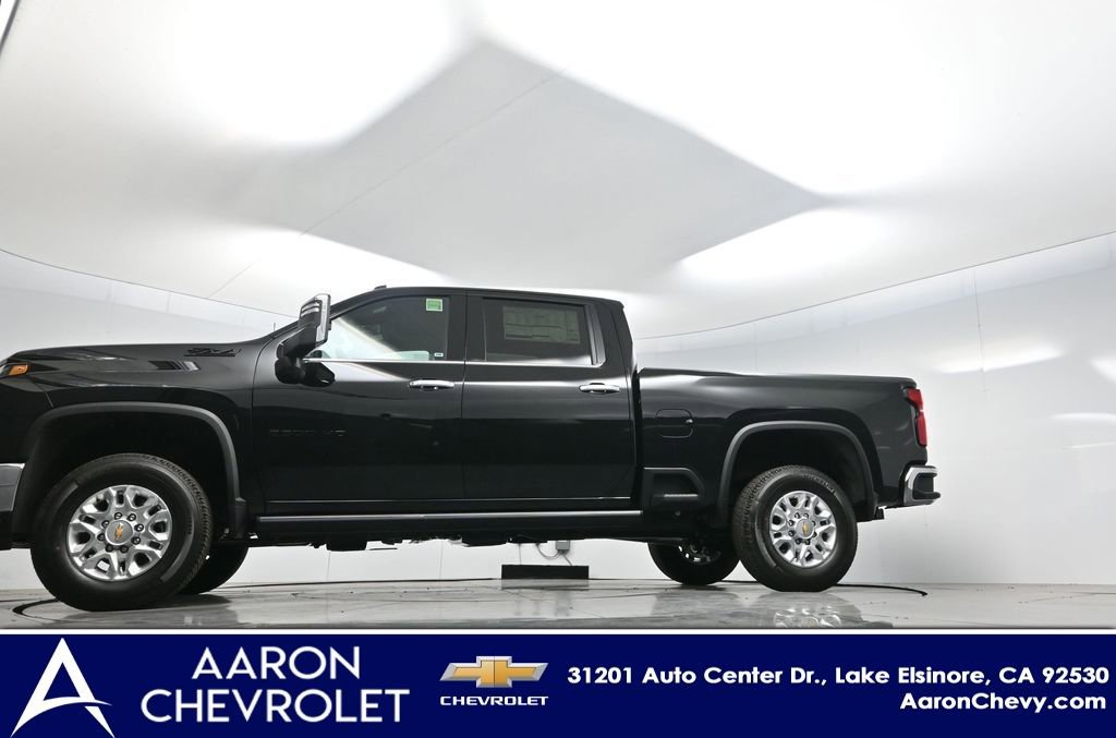 New 2026 Chevrolet Silverado 2500 LTZ w/ LTZ Premium Package AWD/4WD image 6