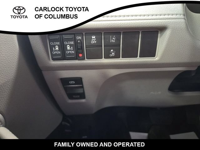 Used 2018 Honda Odyssey EX image 25
