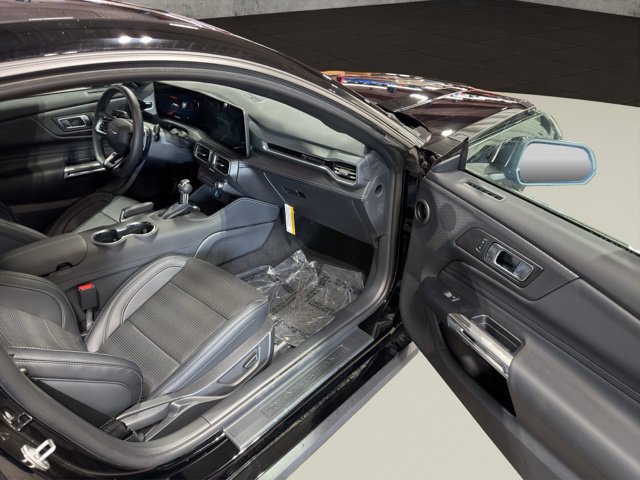 New 2026 Ford Mustang GT Premium w/ GT Performance Package RWD image 19