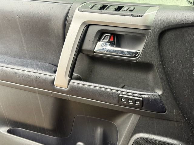 Used 2018 Toyota 4Runner Limited AWD/4WD image 27