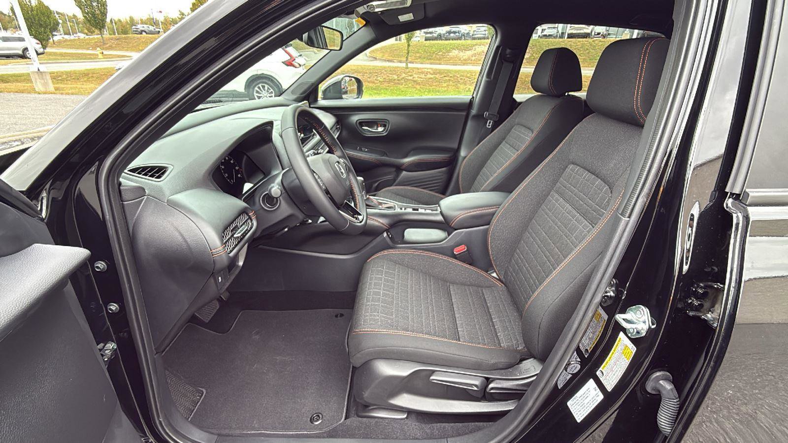 New 2026 Honda HR-V Sport image 25