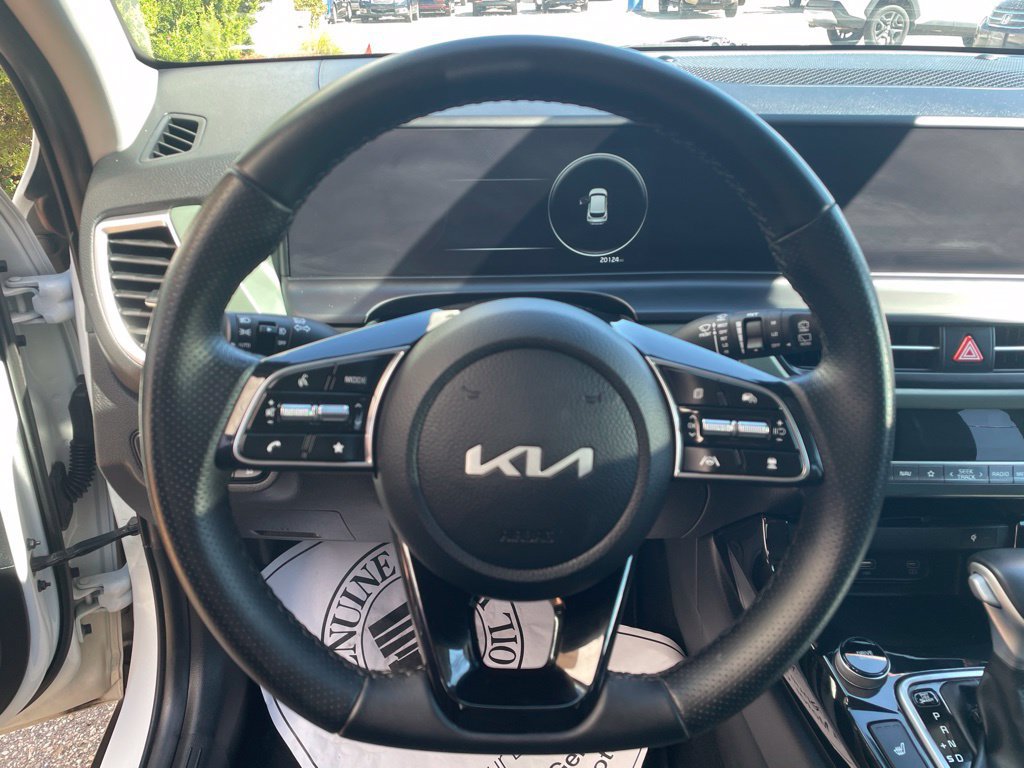 Used 2024 Kia Seltos SX AWD/4WD image 14