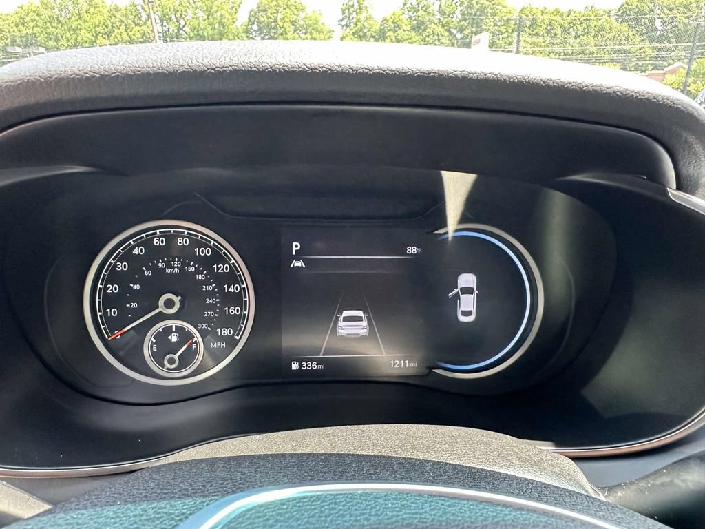 Used 2023 Genesis G70 3.3T AWD/4WD image 28